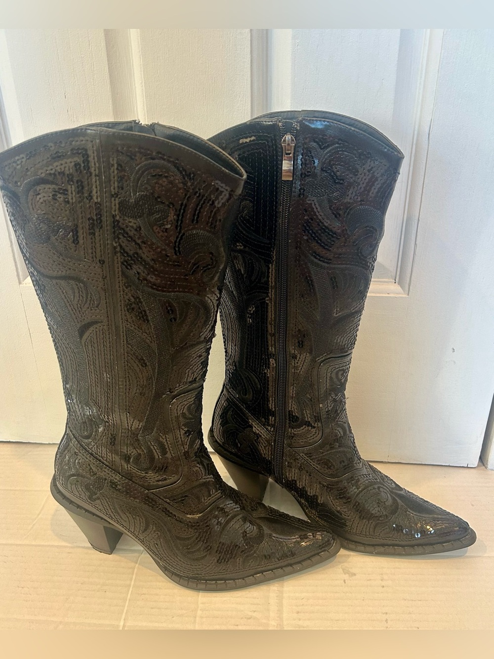 Source Unknown Black Sequin Western Heeled Boots - Women's